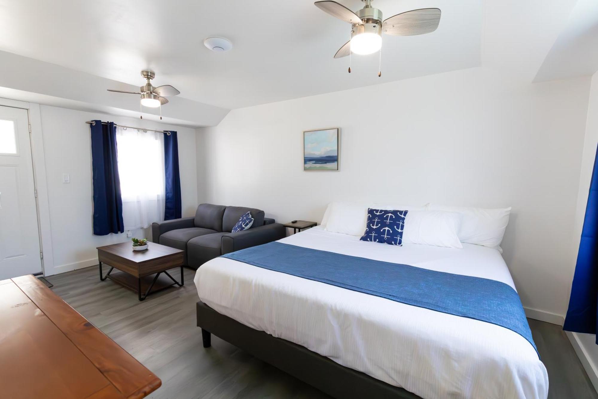 Anchor Bay Inn And Suites 샌더스키 객실 사진