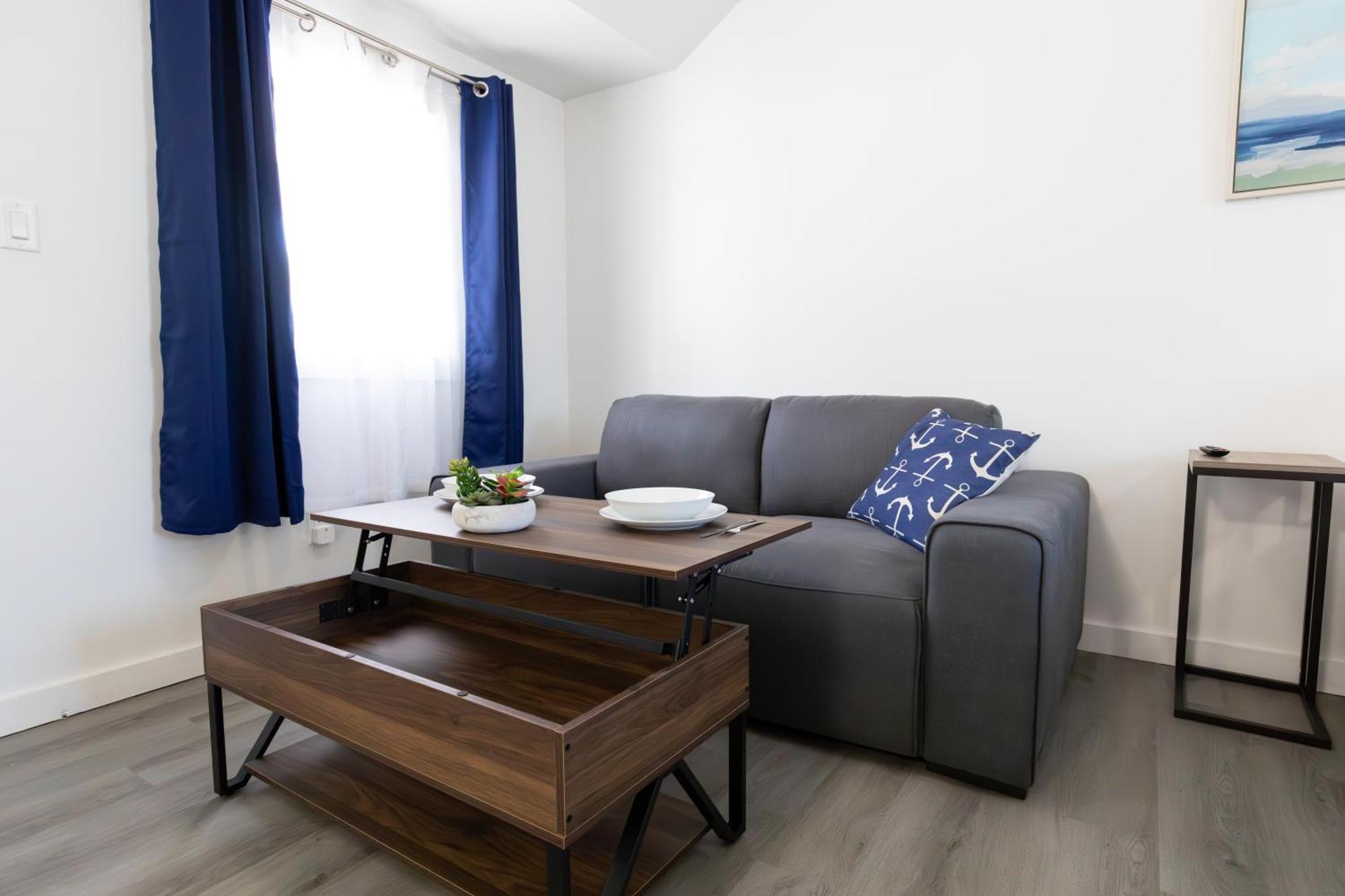 Anchor Bay Inn And Suites 샌더스키 객실 사진