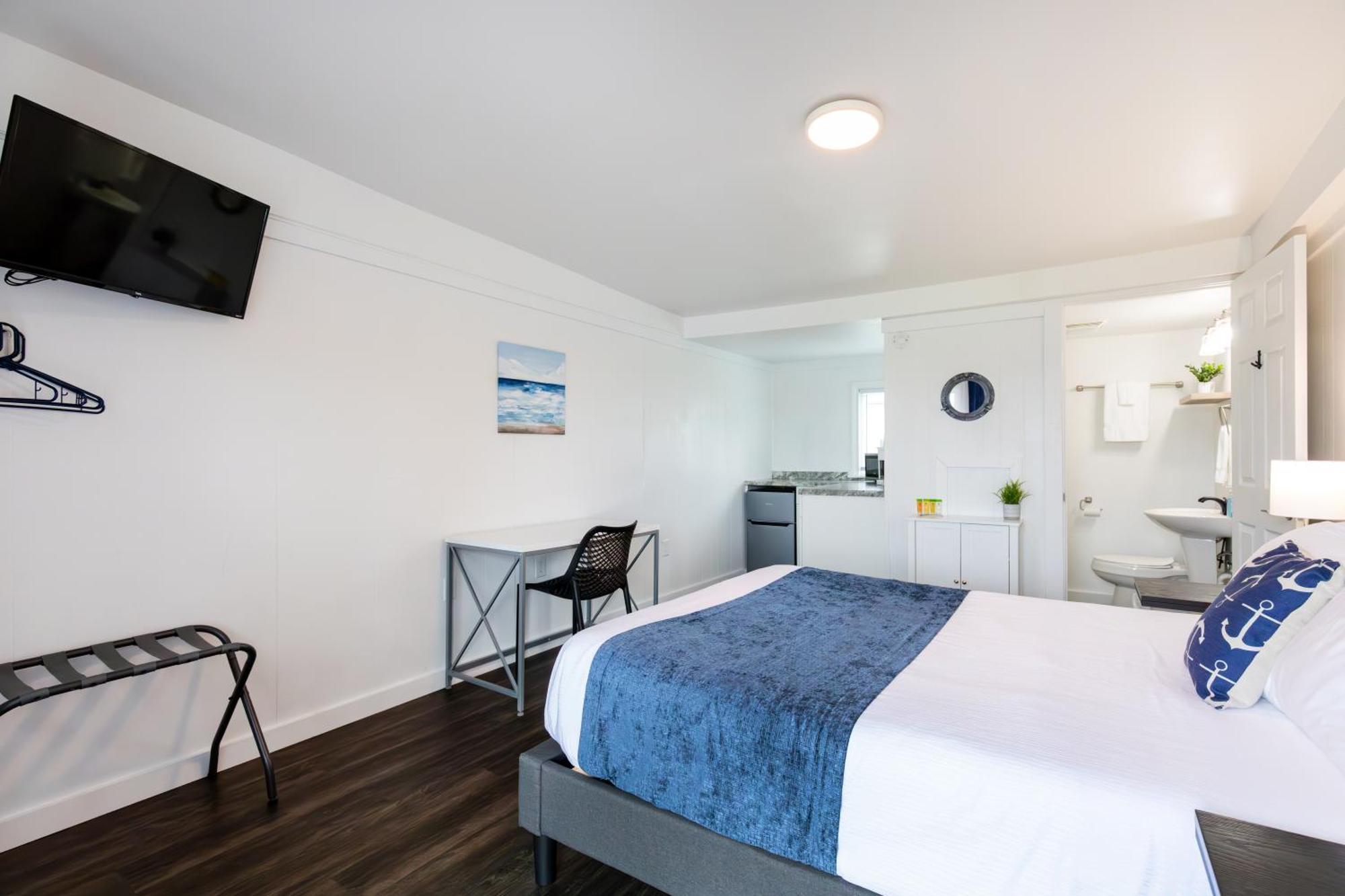 Anchor Bay Inn And Suites 샌더스키 객실 사진